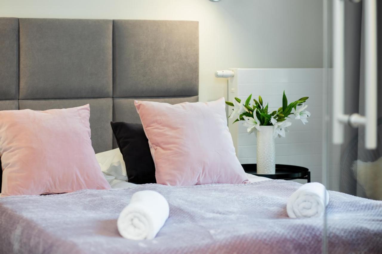 Apartments Browary Warszawskie By Noclegi Renters Varsó Kültér fotó