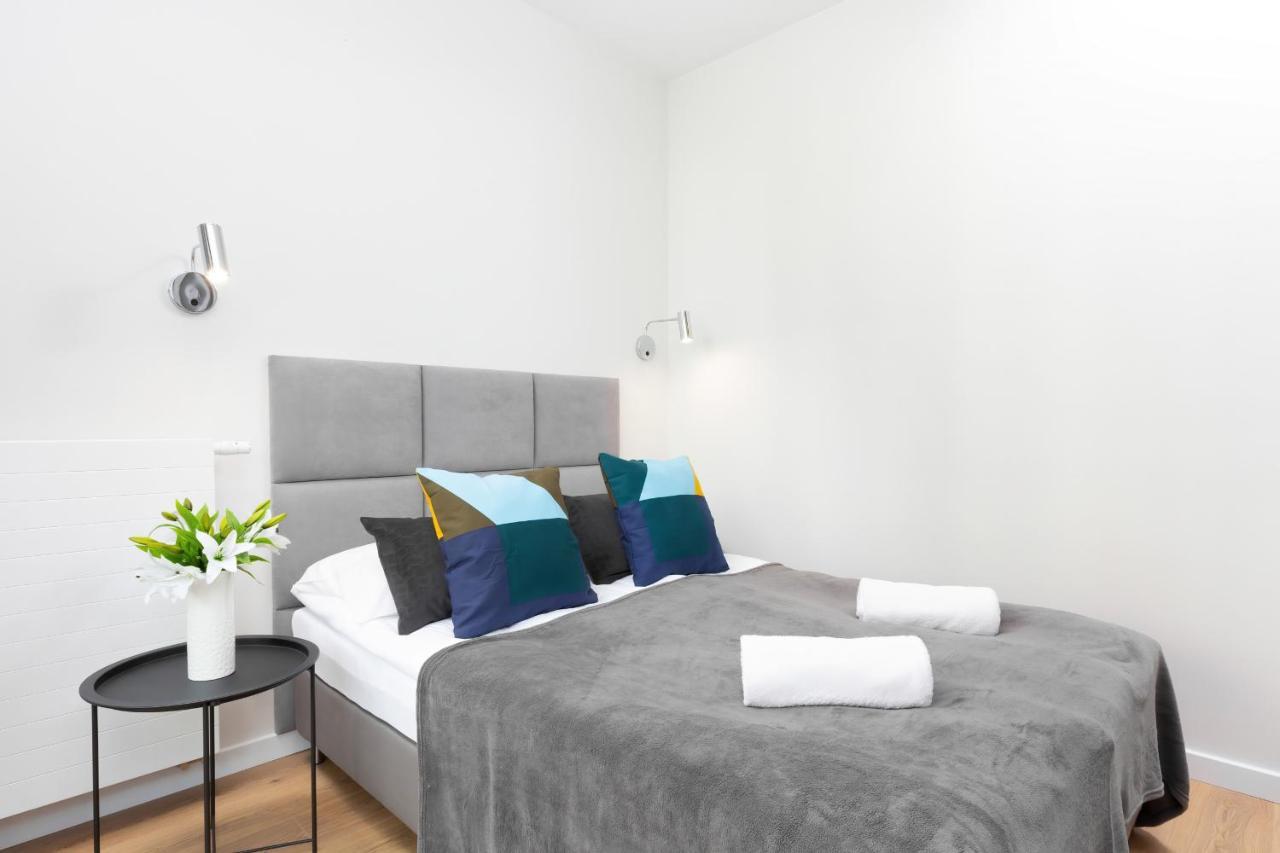 Apartments Browary Warszawskie By Noclegi Renters Varsó Kültér fotó