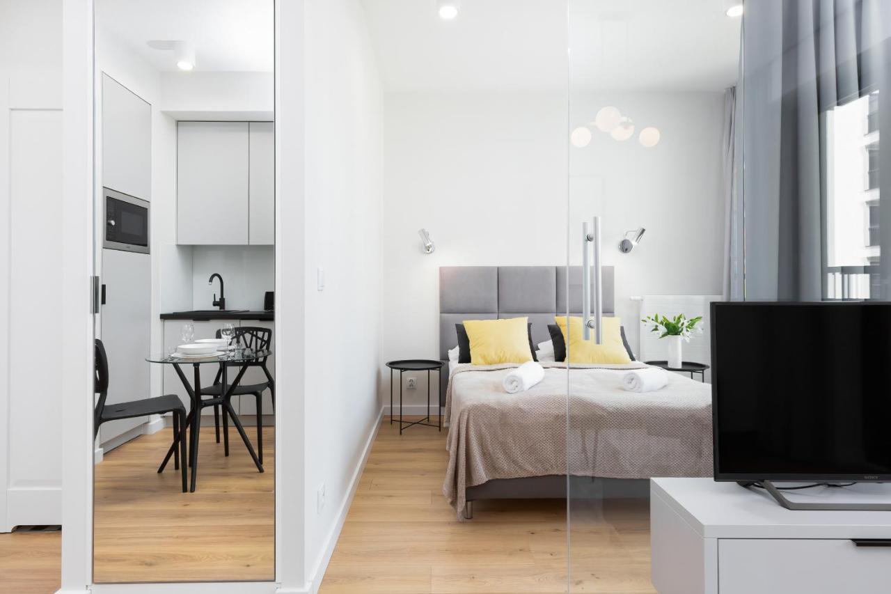 Apartments Browary Warszawskie By Noclegi Renters Varsó Kültér fotó